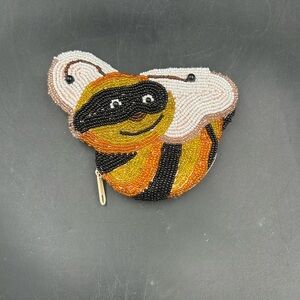 Bee-Themed Beaded Coin Purse